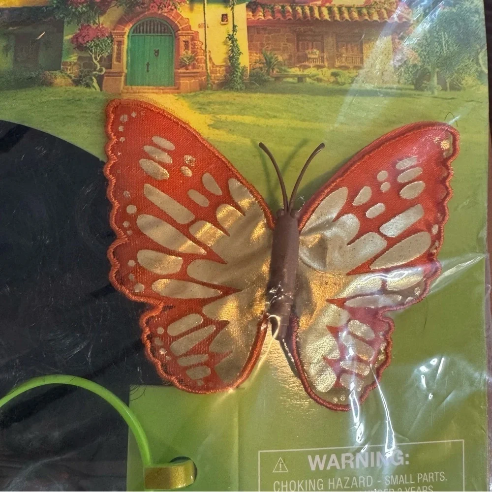 New Disney Parks Disney Encanto  Mirabel Youth Accessory Set